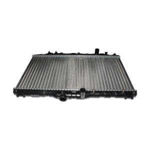 Radiador Toyota Corolla  Refrigeración Eficiente y Protección del Motor